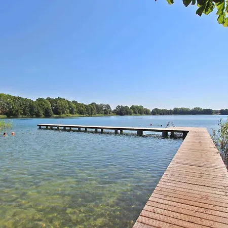 Einfache Camping Huette See * Kieve