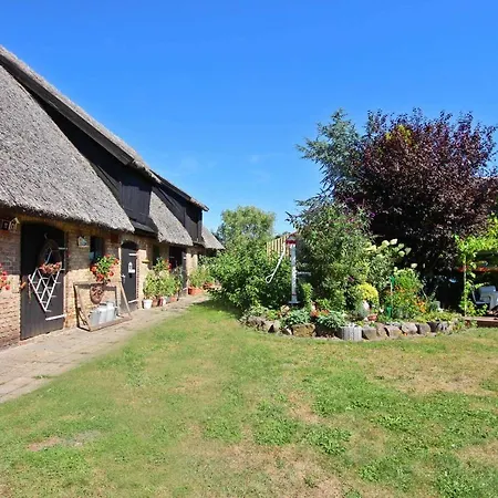 Einfache Camping Huette See Kieve