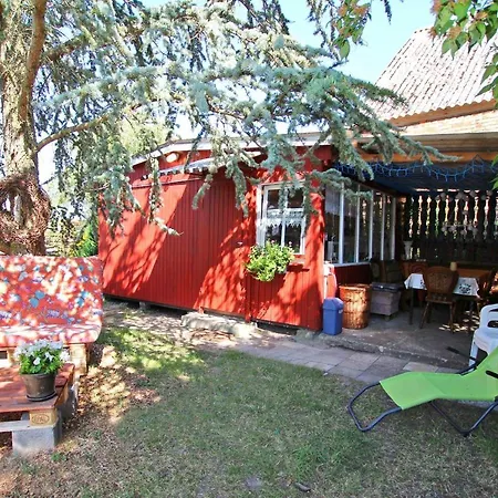 Einfache Camping Huette See Holiday home *